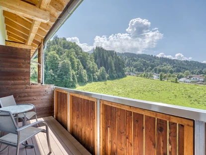 Hotels an der Piste - Sauna - Unterwössen - Standard Zimmer - COOEE alpin Hotel Kitzbüheler Alpen