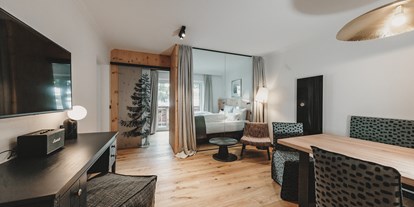 Hotels an der Piste - Skikurs direkt beim Hotel: für Erwachsene - PLZ 6382 (Österreich) - Apartment Joseph - Hotel Tiroler Buam