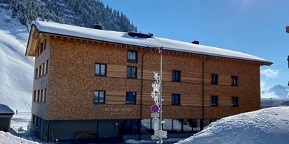 Hotels an der Piste - Skikurs direkt beim Hotel: für Erwachsene - Schneereich Damüls-Mellau - Rössle Appartements 