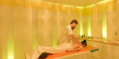 Hotels an der Piste - Seespitz - Massagen im Hotel  - Genusshotel Almrausch