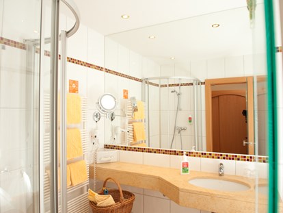 Hotels an der Piste - Sauna - Badezimmer Sonnenstudio "Komfort" - Hotel Prägant ****