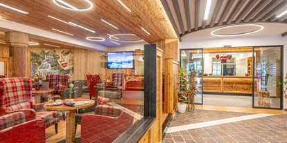 Hotels an der Piste - Skiraum: videoüberwacht - Oberhaus (Haus) - Eingangsbereich - Hotel Erlebniswelt Stocker