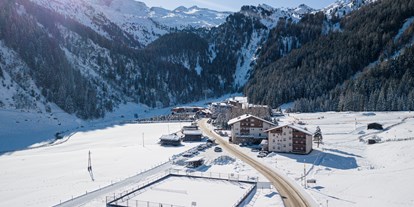 Hotels an der Piste - WLAN - Österreich - ca. 200 Meter bis zur Talstation - Kinder- & Gletscherhotel Hintertuxerhof