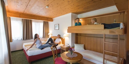 Hotels an der Piste - Kinder-/Übungshang - Oberhof (Goldegg) - Familienzimmer - Hotel- Gasthof Niederreiter