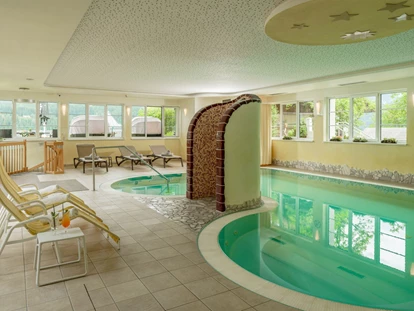 Hotels an der Piste - Pools: Innenpool - Unterburg (Stainach-Pürgg) - Hallenbad im Panoramahotel Gürtl - Panoramahotel Gürtl
