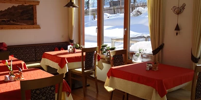 Hotels an der Piste - Skiraum: vorhanden - Gosauzwang - Übernachtung mit Frühstück oder Halbpension
 - Hotel Pension Sporthof