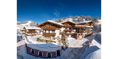 Hotels an der Piste - Skiraum: versperrbar - Kirchberg in Tirol - Außenfoto Winter - Hotel Astrid