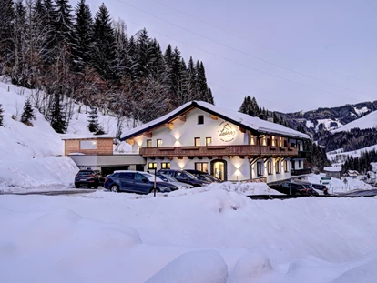 Hotels an der Piste - Hotel-Schwerpunkt: Skifahren & Familie - Oberhof (Goldegg) - Hotel Bike & Snow Lederer