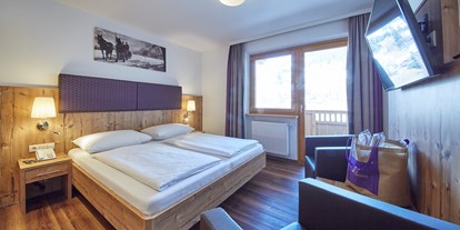 Hotels an der Piste - Skiraum: Skispinde - PLZ 6370 (Österreich) - Junior Suite "Rosenquarz" - Dein MOUNTAIN Wohlfühlhotel Johanneshof