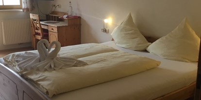 Hotels an der Piste - Skiraum: Skispinde - Doppelzimmer Sonnberg - Berghotel Jaga-Alm