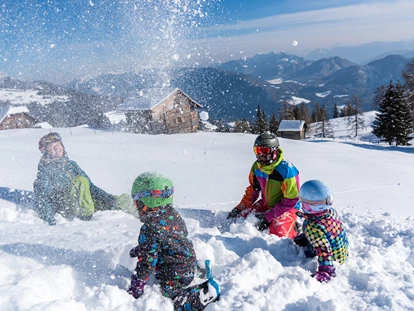 Hotels an der Piste - Skikurs direkt beim Hotel: für Kinder - Leppen - Sattleggers Alpenhof & Feriensternwarte 
