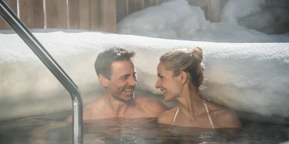 Hotels an der Piste - Pools: Infinity Pool - Krakauschatten - ALMGUT Mountain Wellness Hotel
