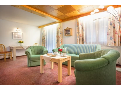 Hotels an der Piste - Skiraum: vorhanden - Röns - Hotelapartment - Aparthotel Spitzer