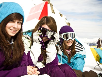 Hotels an der Piste - Skikurs direkt beim Hotel: für Kinder - Skigebiet Silvretta Montafon - Après Ski - Aparthotel Spitzer