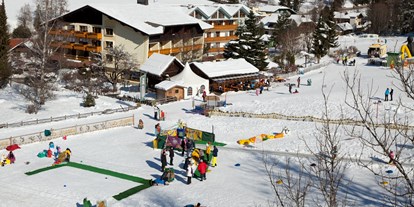 Hotels an der Piste - Sonnenterrasse - PLZ 9565 (Österreich) - Kärntnerhof mit Skischulgelände  - Familien- & Sporthotel Kärntnerhof****