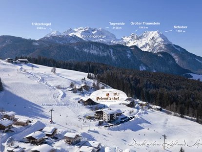 Hotels an der Piste - geführte Skitouren - Urreiting - Salzburger Dolomitenhof direkt an der Astauwinkelbahn
Im Hintergrund das Tennengebirge - Landhotel Salzburger Dolomitenhof