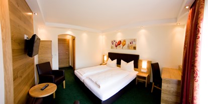 Hotels an der Piste - Skiraum: vorhanden - PLZ 8970 (Österreich) - Zimmer Komfort - Landhotel Salzburger Dolomitenhof