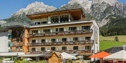 Hotels an der Piste - WLAN - Zell am See - Außenansicht - Hotel Bacher Asitzstubn