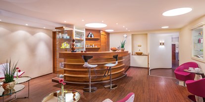Hotels an der Piste - Award-Gewinner - Kitzbühel - Spa Rezeption - Hotel Kaiserhof*****superior
