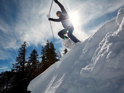 Hotels an der Piste - Skikurs direkt beim Hotel: für Kinder - Damüls - Winterwandern in den Allgäuer Bergen - HUBERTUS MOUNTAIN REFUGIO ALLGÄU