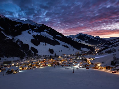 Hotels an der Piste - Skiraum: videoüberwacht - Going am Wilden Kaiser - AlpenParks Hotel & Apartment Sonnleiten Saalbach