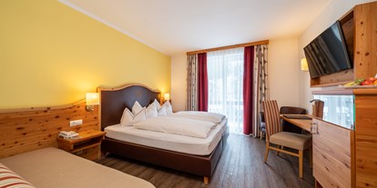 Hotels an der Piste - Wellnessbereich - Standard Zimmer - Hotel GUT Trattlerhof & Chalets****