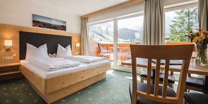 Hotels an der Piste - Skiraum: videoüberwacht - PLZ 5550 (Österreich) - Familienzimmer Typ B - Familienhotel Botenwirt ***S