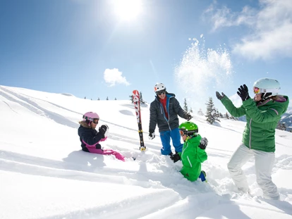 Hotels an der Piste - Skiraum: videoüberwacht - Eschenau (Taxenbach) - Spaß für die ganze Familie - Familienhotel Botenwirt ***S