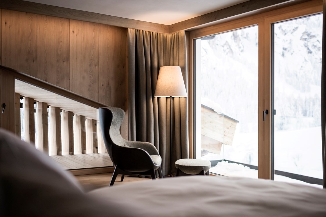 Skihotel: Leseecke mit atemberaubender Sicht - Hotel Cappella
