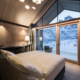 Skihotel: Neue Zimmer mit einzigartiger Fensterfront - Romantik Hotel Cappella