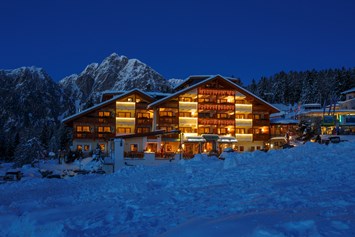 Skihotel: Falzeben bei Nacht - Wohlfühlhotel Falzeben