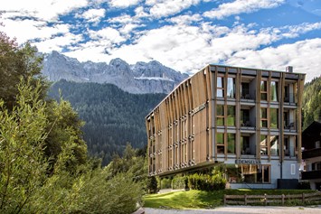 Skihotel: Aussenansicht  - Mountain Design Hotel EdenSelva