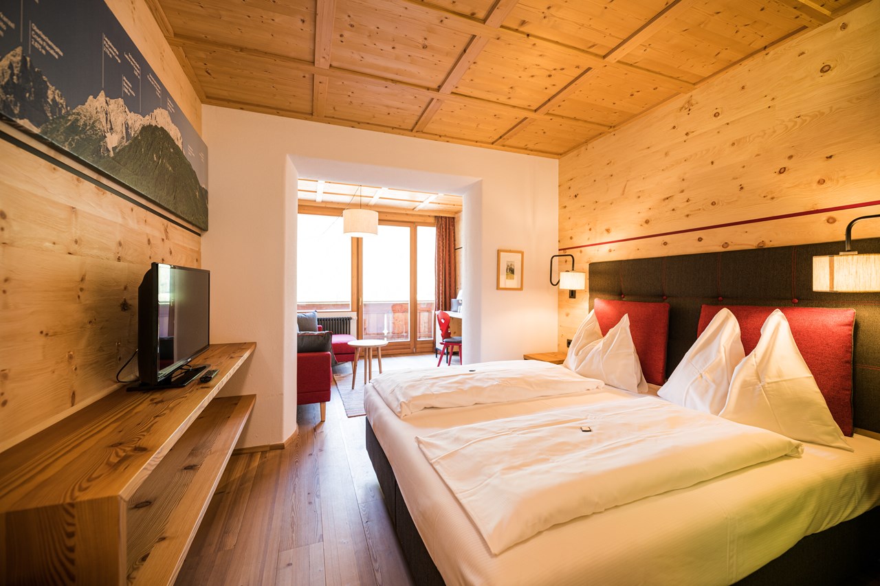 Berghotel Sexten Zimmerkategorien Doppelzimmer Helm 23-28m²