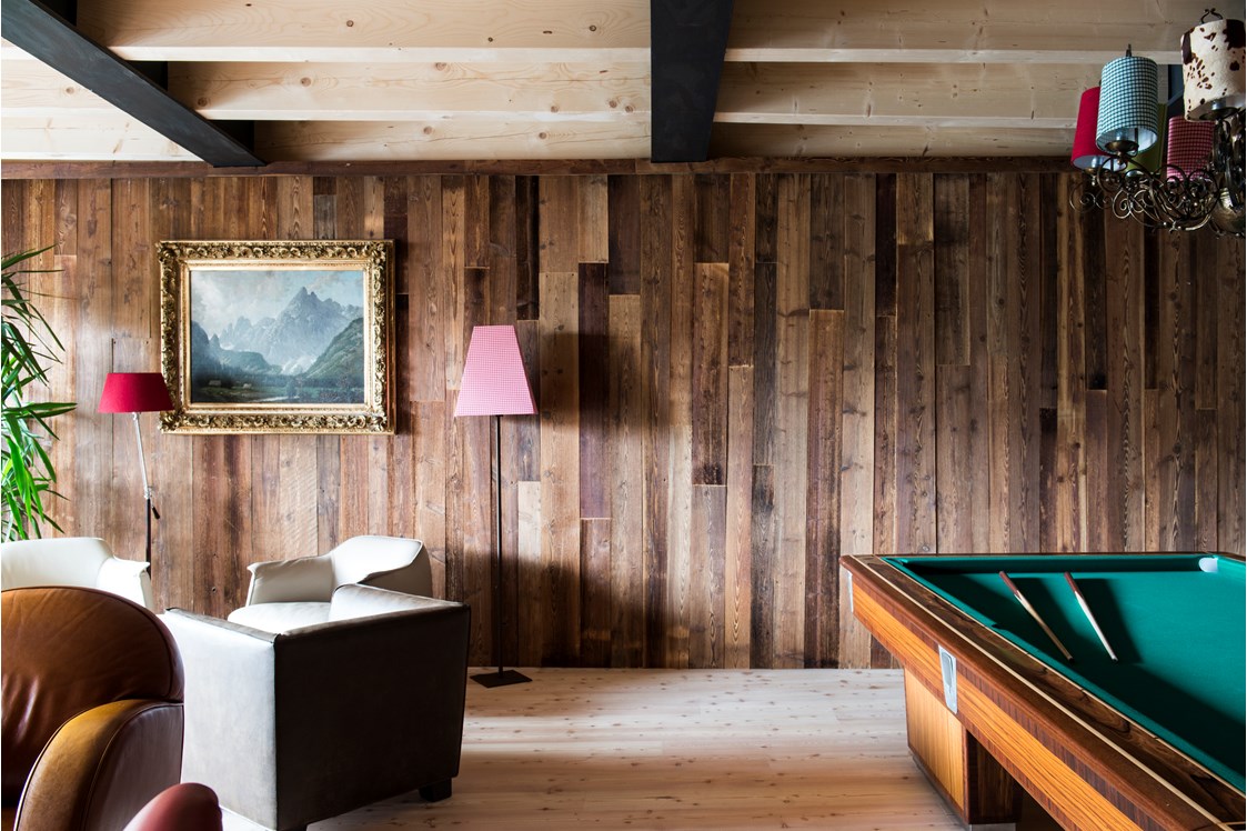 Skihotel: Billiard Lounge - Berghotel Sexten Dolomiten