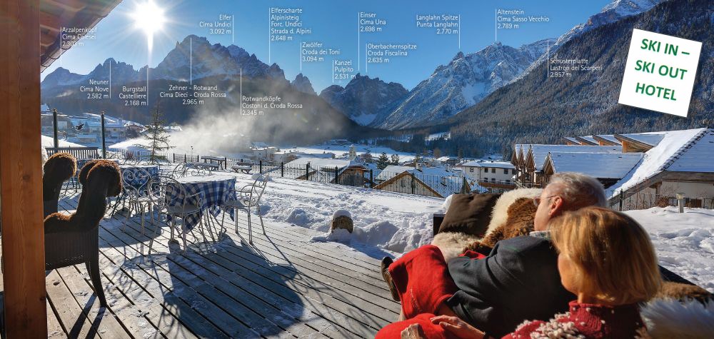 Skihotel: Blick von der Terrasse - Berghotel Sexten Dolomiten