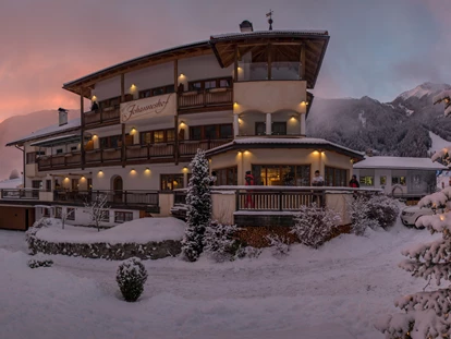 Hotels an der Piste - Skiverleih - Berghotel Johanneshof