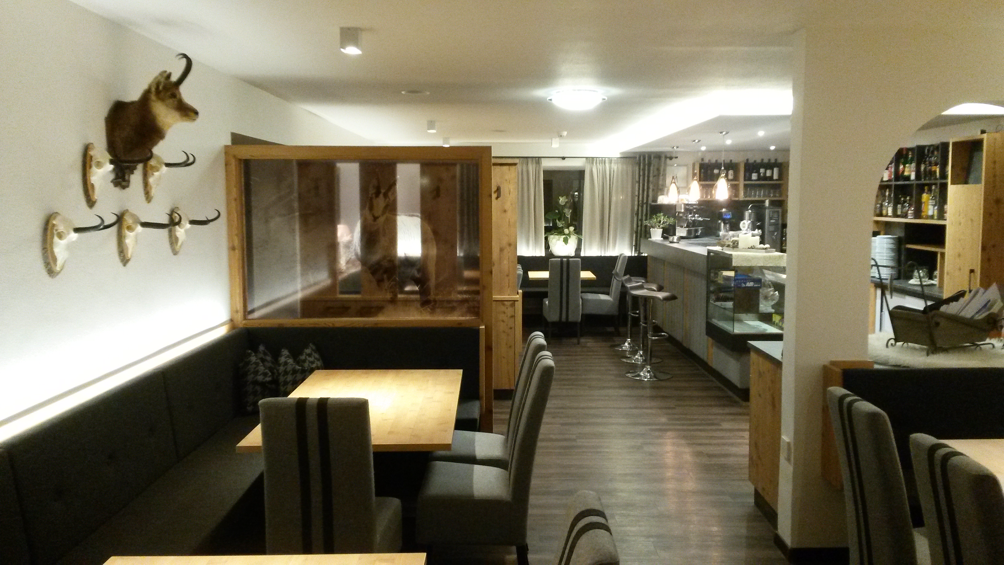 Hotels an der Piste - Südtirol - Bar - Hotel Alpenblick