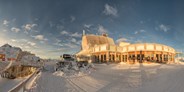 Hotels an der Piste - Klassifizierung: 3 Sterne - Hotel bei Sonnenaufgang  - Glacier Hotel Grawand