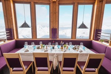 Skihotel: Frühstück mit Aussicht - Glacier Hotel Grawand