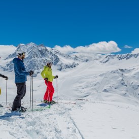 Skihotel: Skifahren - Glacier Hotel Grawand
