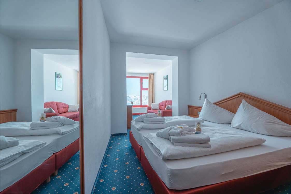Skihotel: Doppelzimmer mit Panoramafenster - Glacier Hotel Grawand
