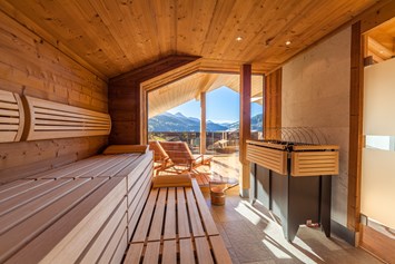 Skihotel: Finnische Sauna mit Panoramblick - JOAS natur.hotel.b&b