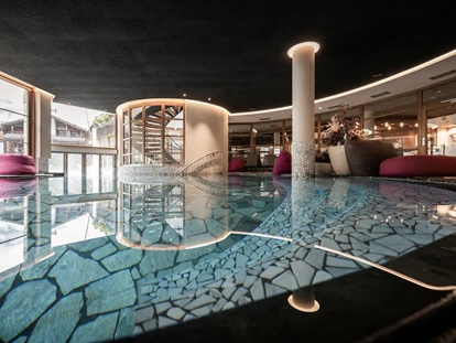 Hotels an der Piste - Skiverleih - Post Alpina - Family Mountain Chalets