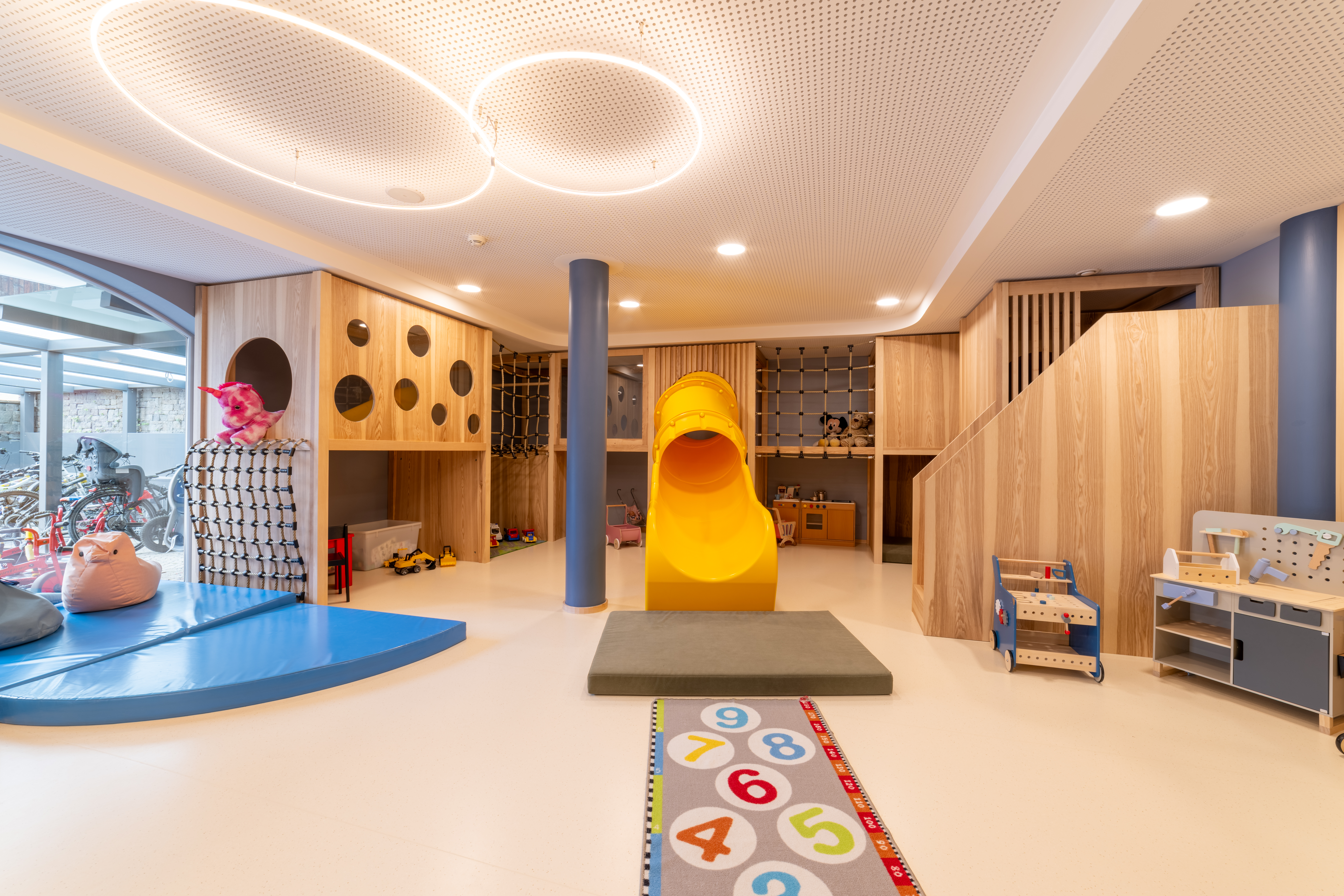 Skihotel: neuer Happy-Club - Familienhotel Huber