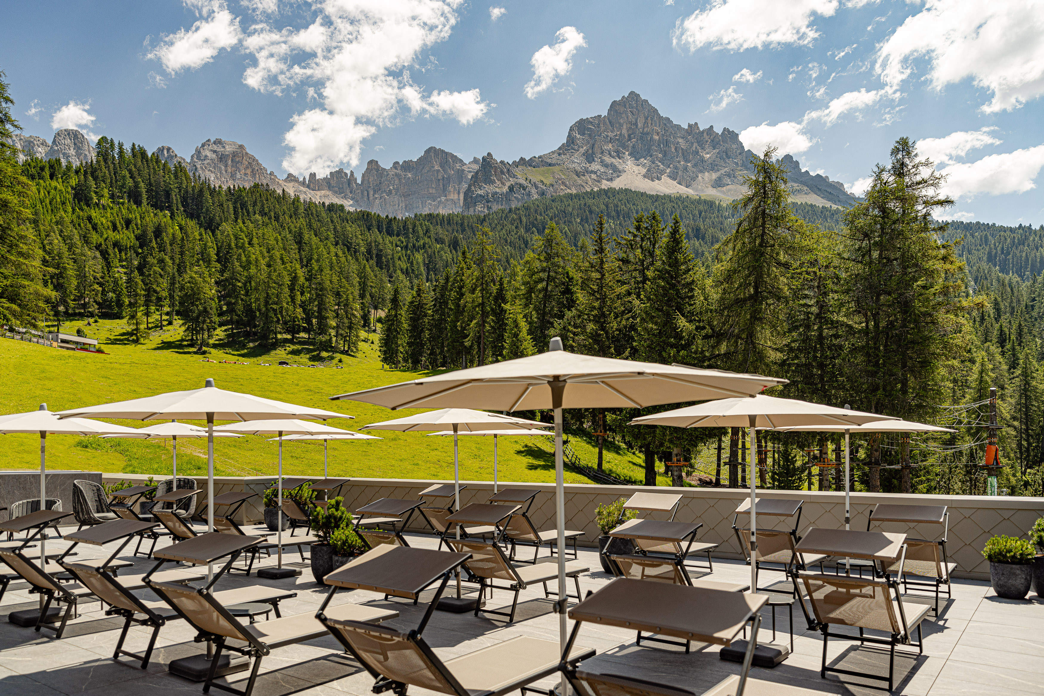 Skihotel: Terrasse - Sporthotel Obereggen