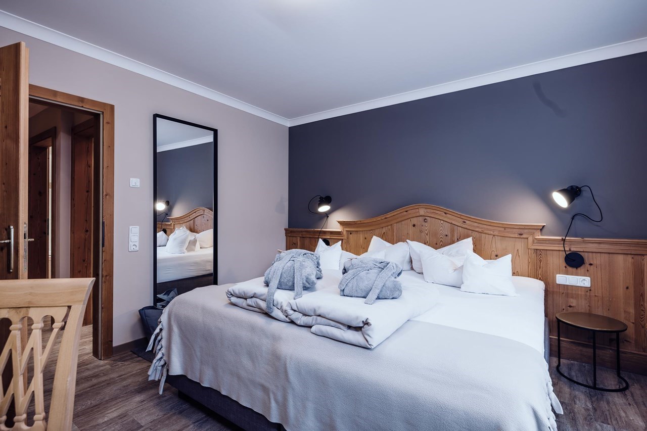 Ellmauhof - das Generationenresort****S Zimmerkategorien Familienzimmer Penhab