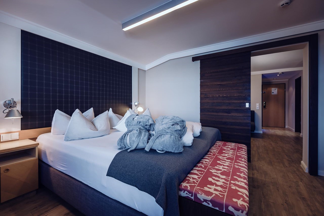 Ellmauhof - das Generationenresort****S Zimmerkategorien Familienzimmer Bergquelle