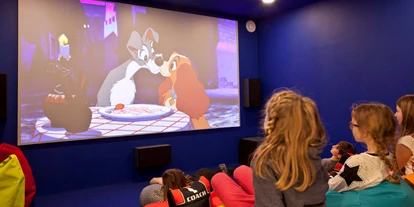 Hotels an der Piste - Verpflegung: Frühstück - Oberösterreich - Kinderkino im Hotel Sommerhof - Familienhotel Sommerhof