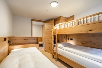 Skihotel: Kinderzimmer im Appartement Weisshorn.  - Resort La Ginabelle