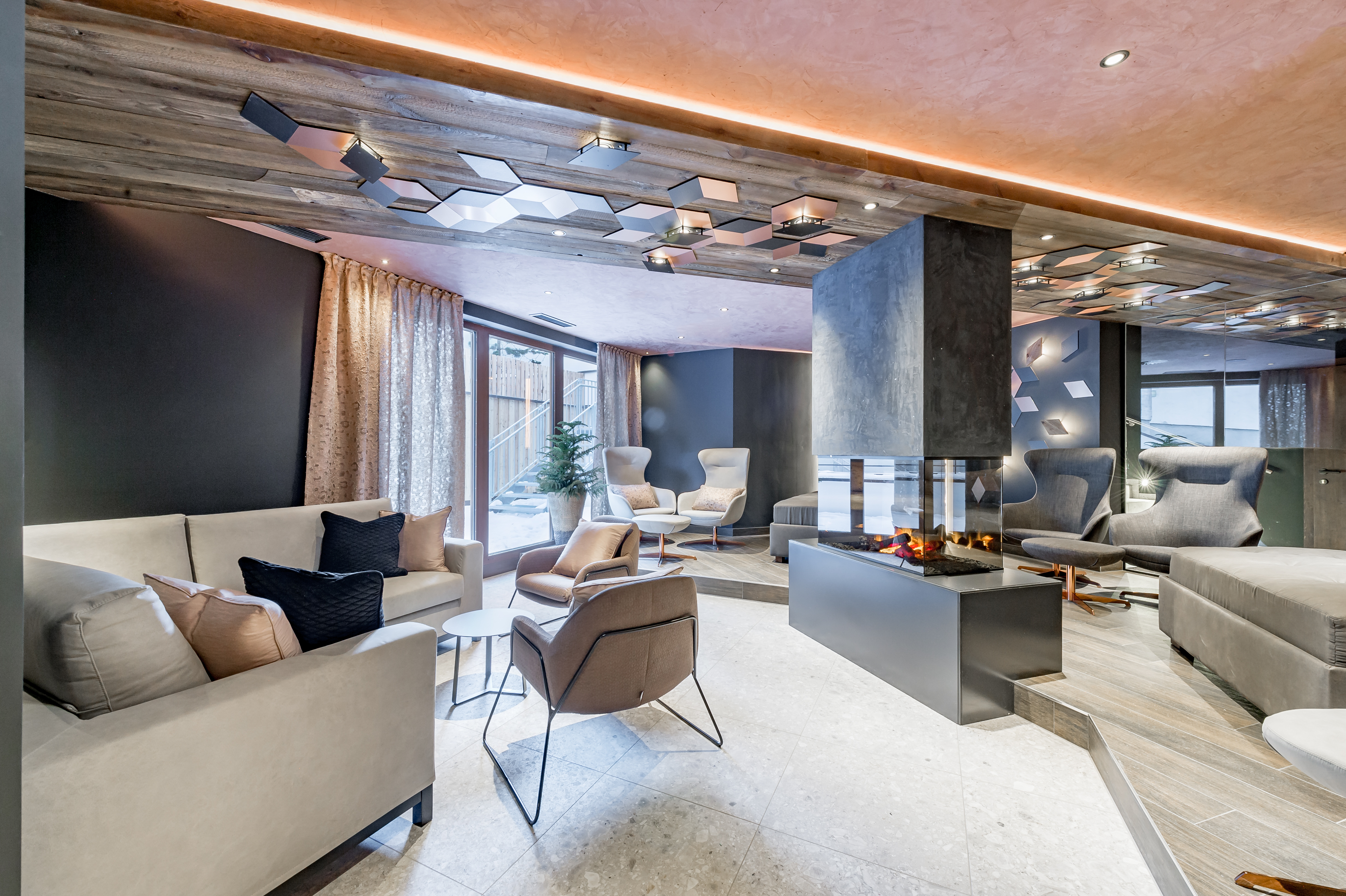 Hotels an der Piste - Rodeln - Tirol - Aktiv-& Wellnesshotel Bergfried